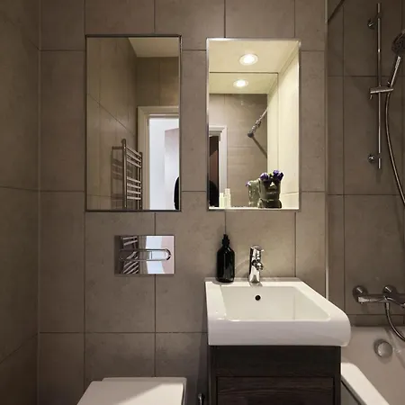 The Harlesden Place - Modern 3Bdr Flat With Balcony Londra Esterno foto