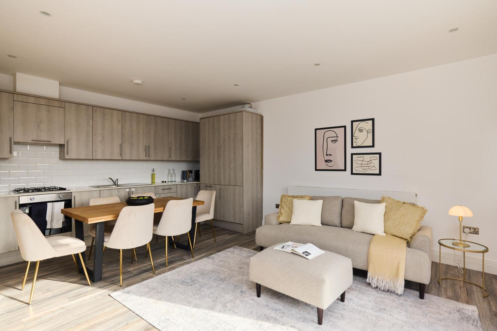 The Harlesden Place - Modern 3bdr Flat With Balcony Апартаменты