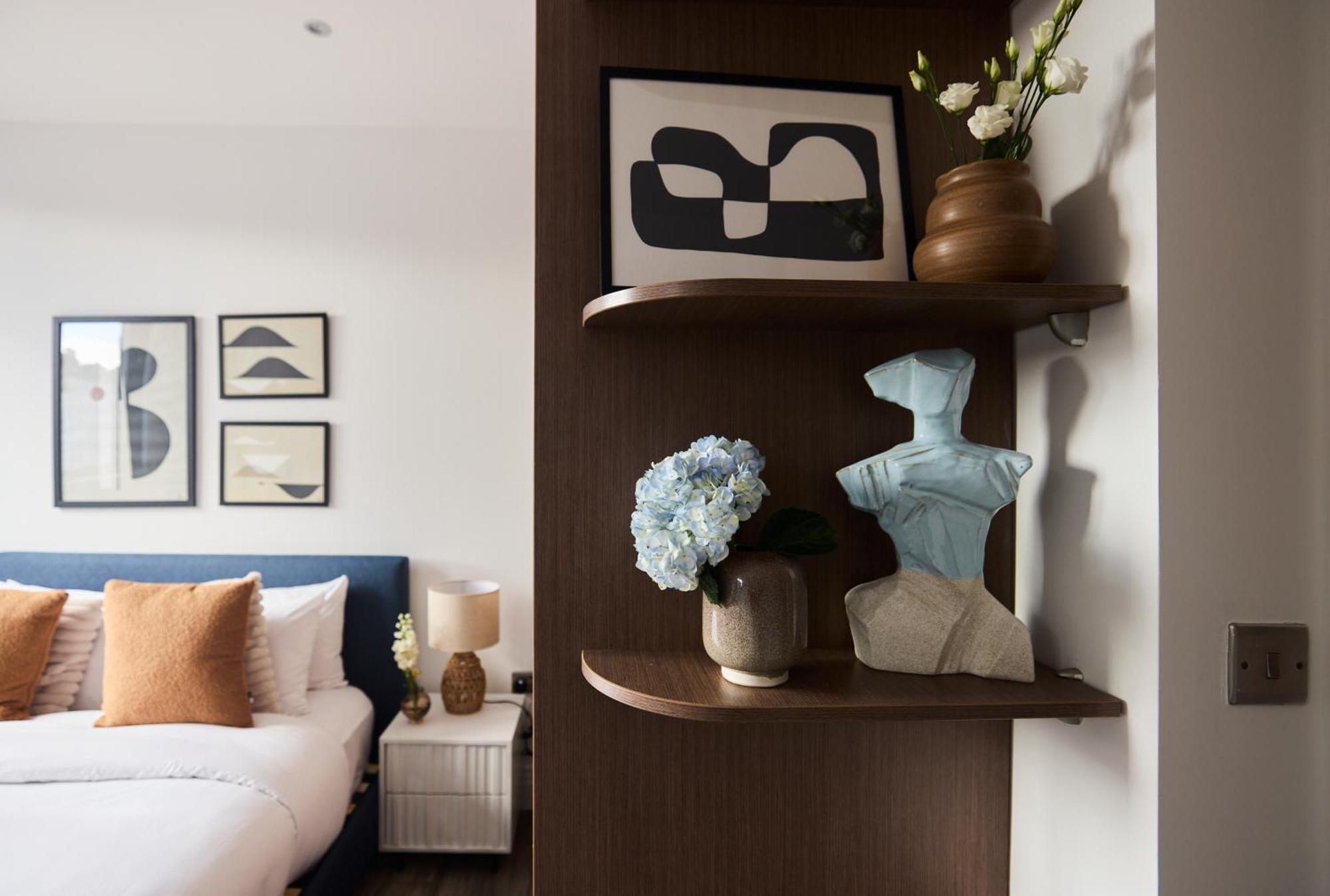 The Harlesden Place - Modern 3bdr Flat With Balcony * Лондон